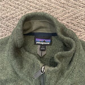 Patagonia Green Zip Up Fleece Sweater